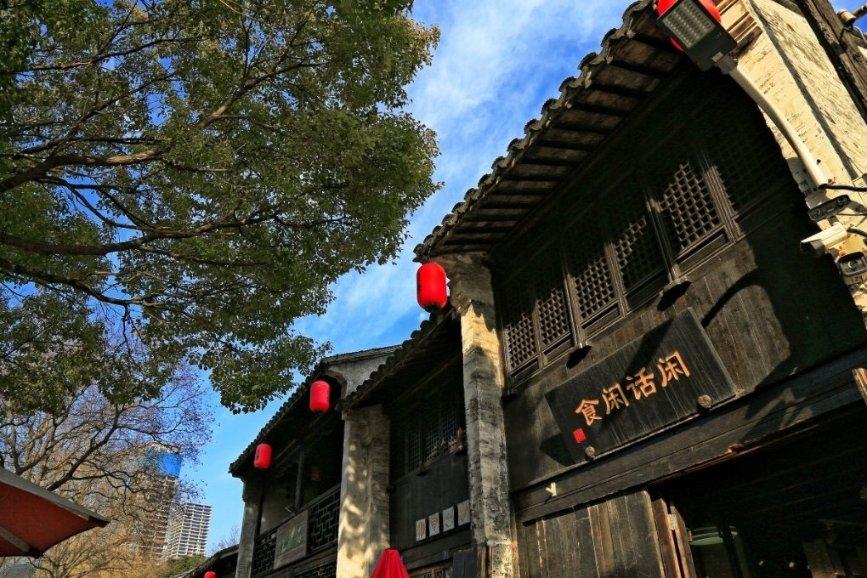 江津好科普丨斜视手术不是儿童“专利” 成人也应及早治疗